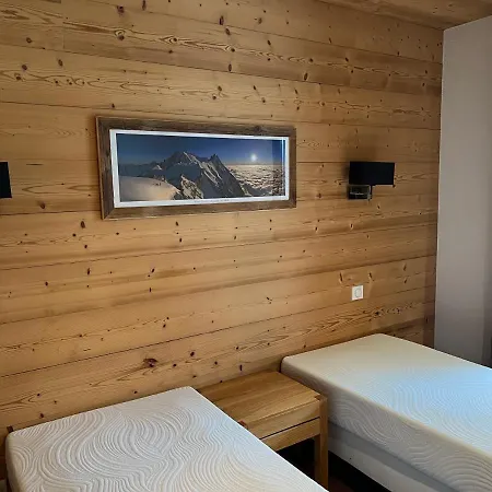 Large Premium Alpine For 4 To 8 People Vallorcine