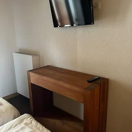 Large Premium Alpine For 4 To 8 People Apartment *