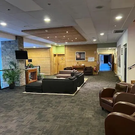 Large Premium Alpine For 4 To 8 People Apartment